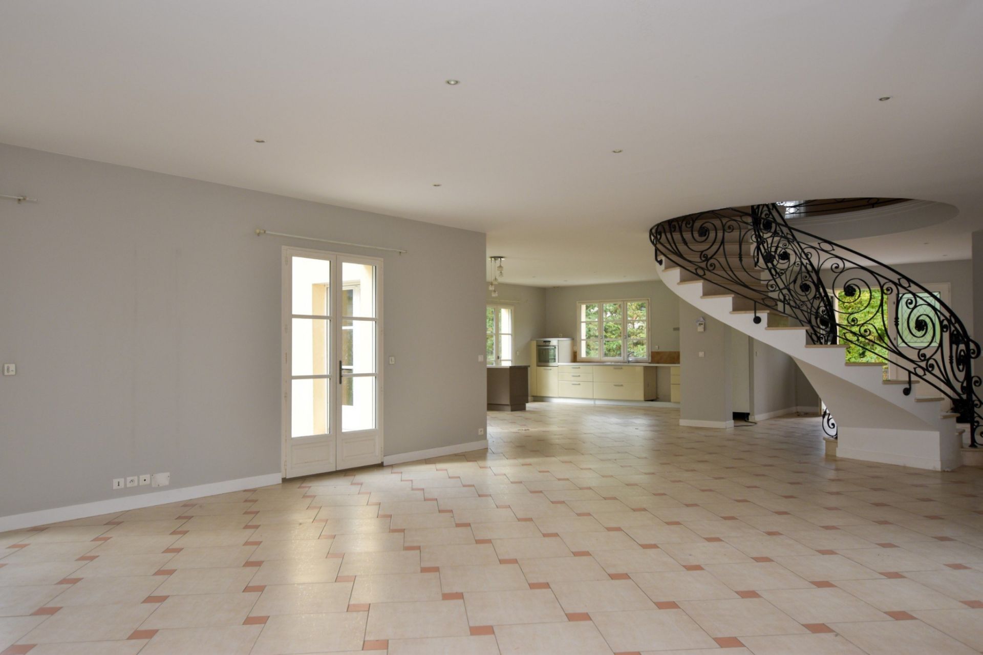 propriété 9 pièces en location sur Orgeval (78630)