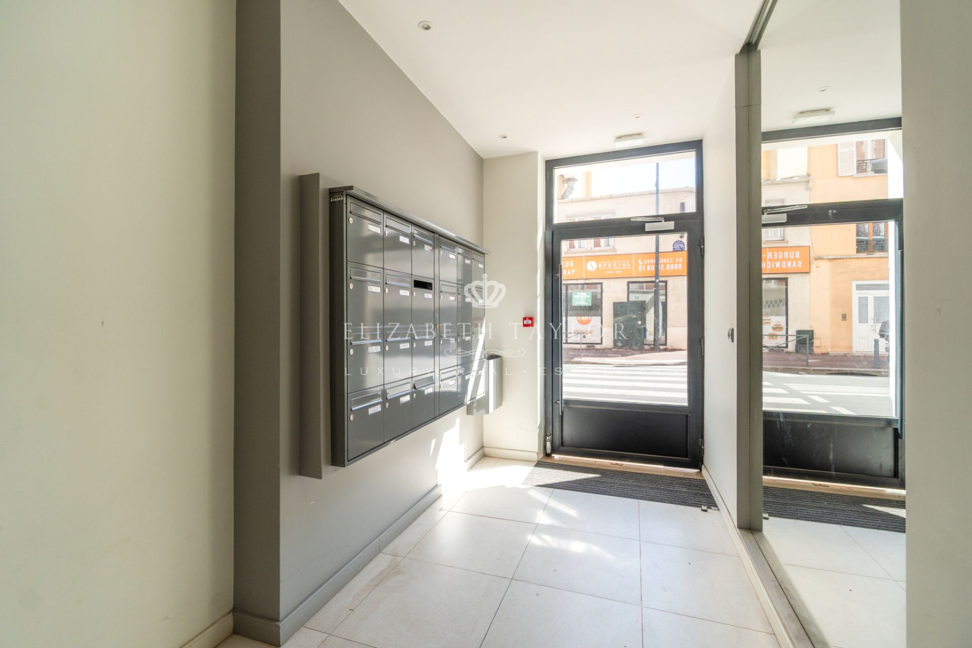 apartment 3 rooms for sale on Malakoff (92240)