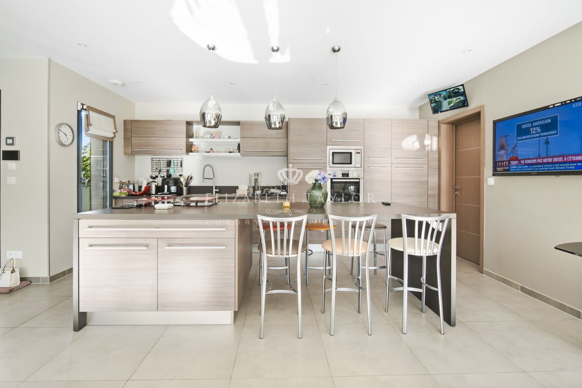 maison 10 pièces en vente sur Orgeval (78630)