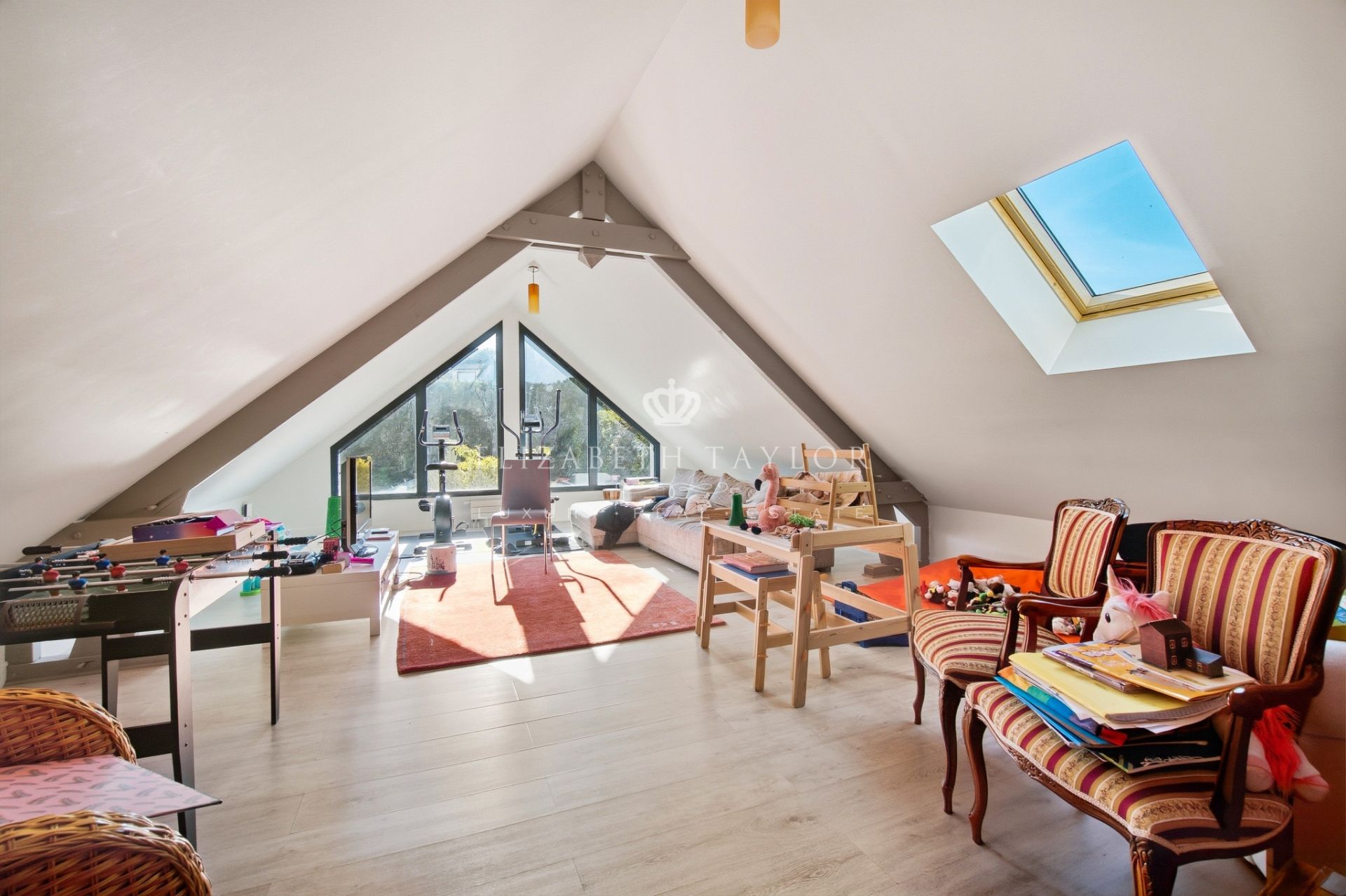 maison 10 pièces en vente sur Orgeval (78630)