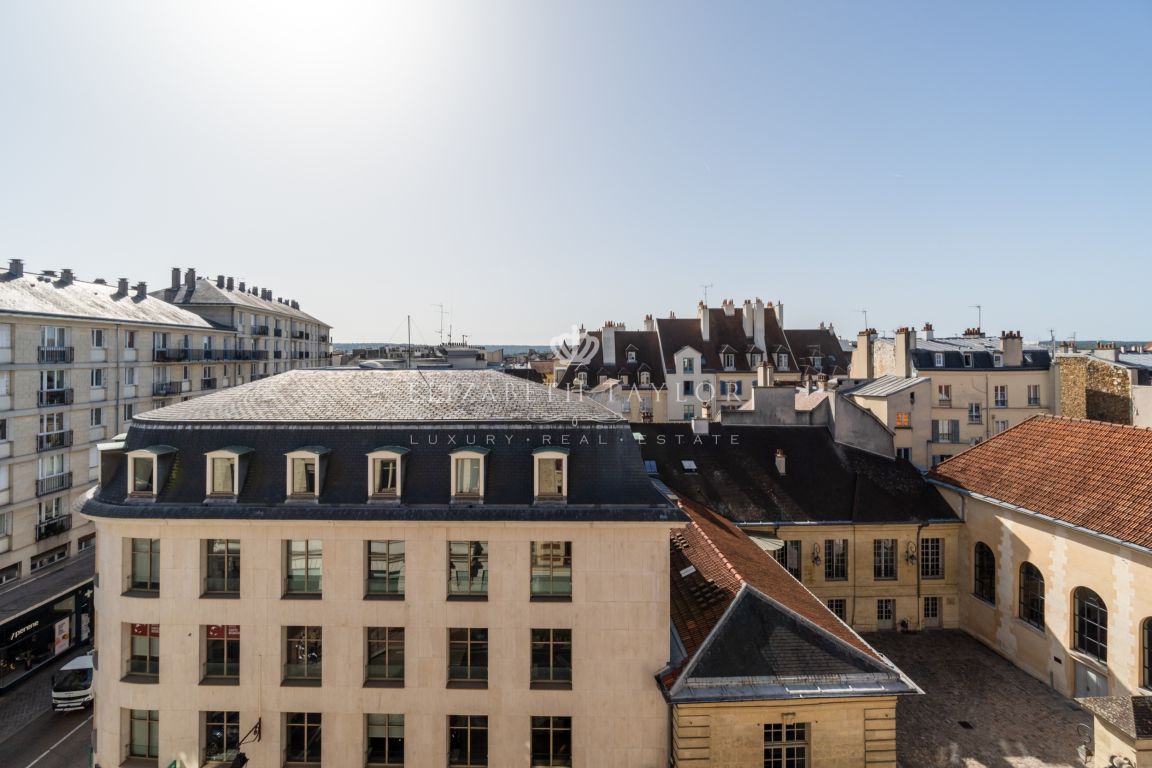 apartment 4 rooms for sale on ST GERMAIN EN LAYE (78100) - See details