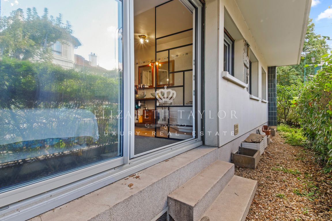 apartment 5 rooms for sale on Le Vésinet (78110) - See details
