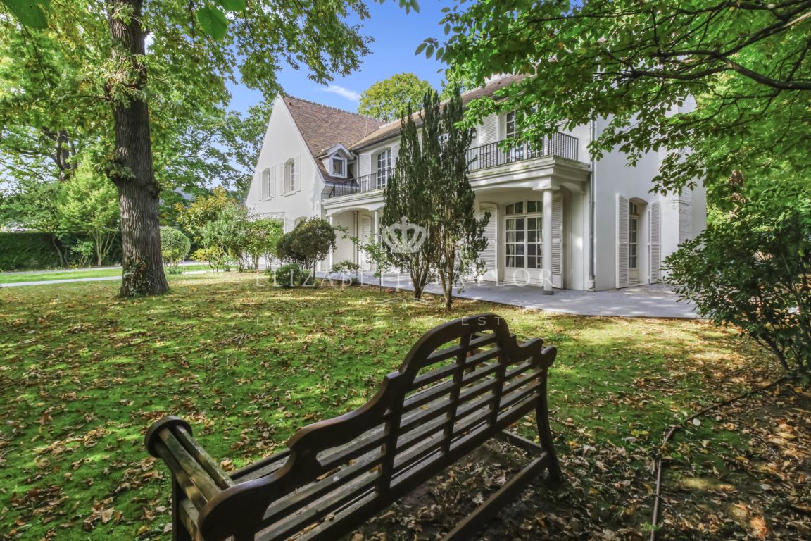 villa 14 pièces en vente sur Le Vésinet (78110) - Plus de details