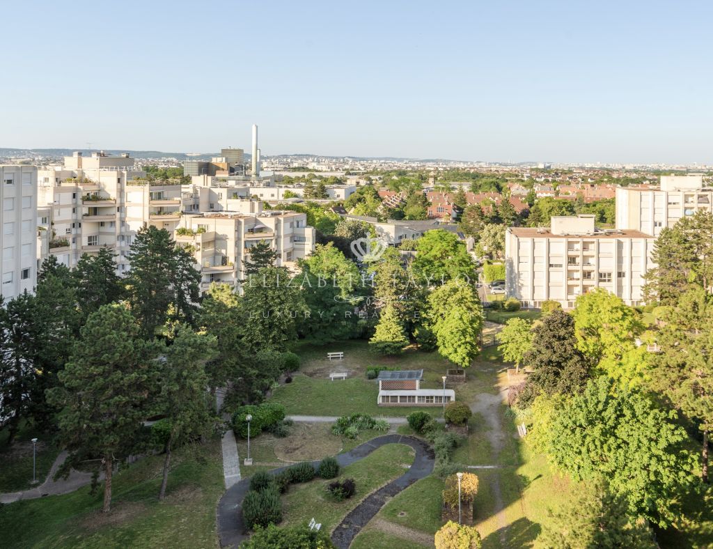apartment 2 rooms for sale on Chatou (78400) - See details