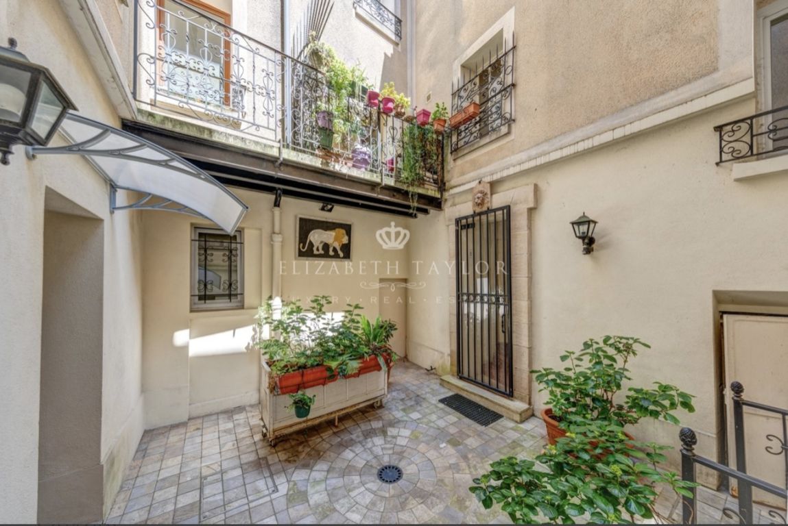 apartment 1 room for sale on Saint-Germain-en-Laye (78100) - See details